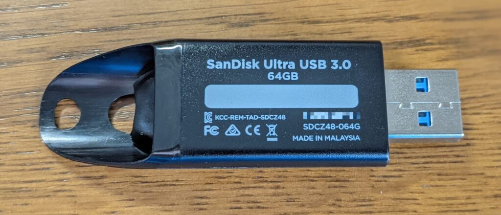 SanDisk Ultra USB 3.0の裏面