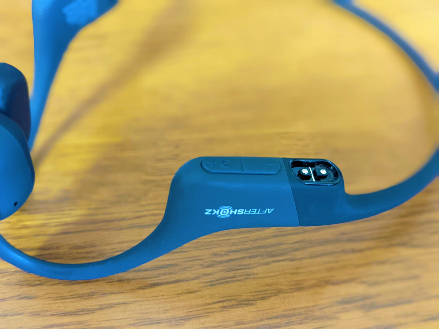 骨伝導ワイヤレスヘッドホン「AfterShokz Aeropex」をレビュー Doroblog